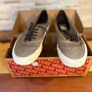 Vans Men's Light Brown Sneakers